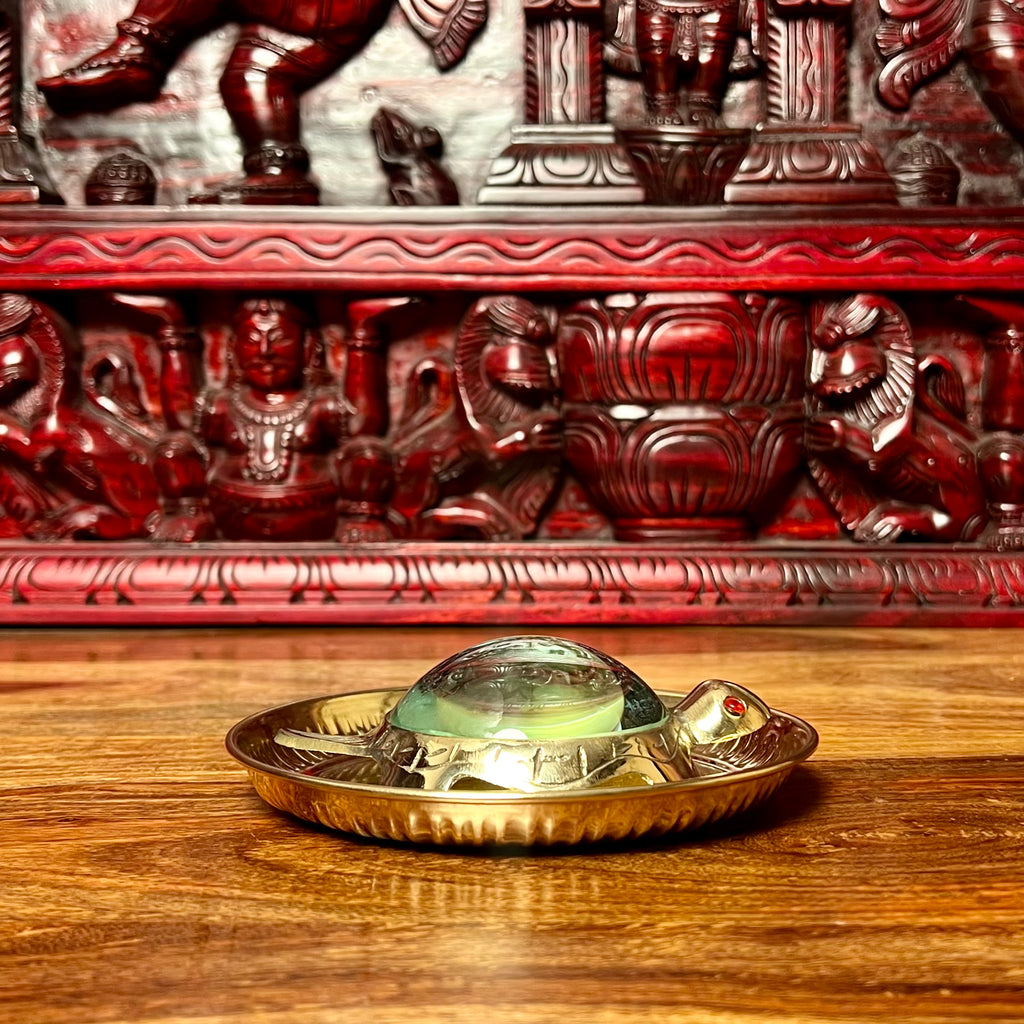 BRASS TORTOISE WITH PLATE SET