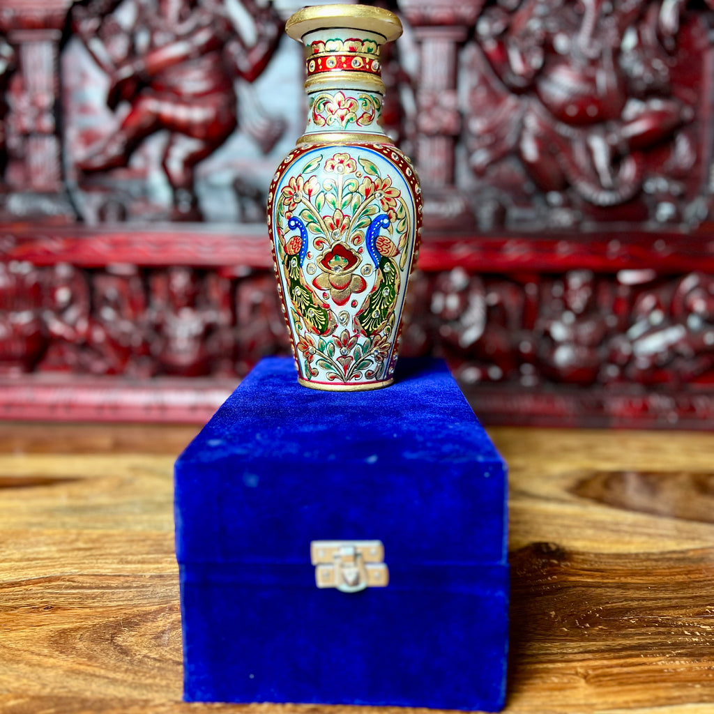 MARBLE VASE