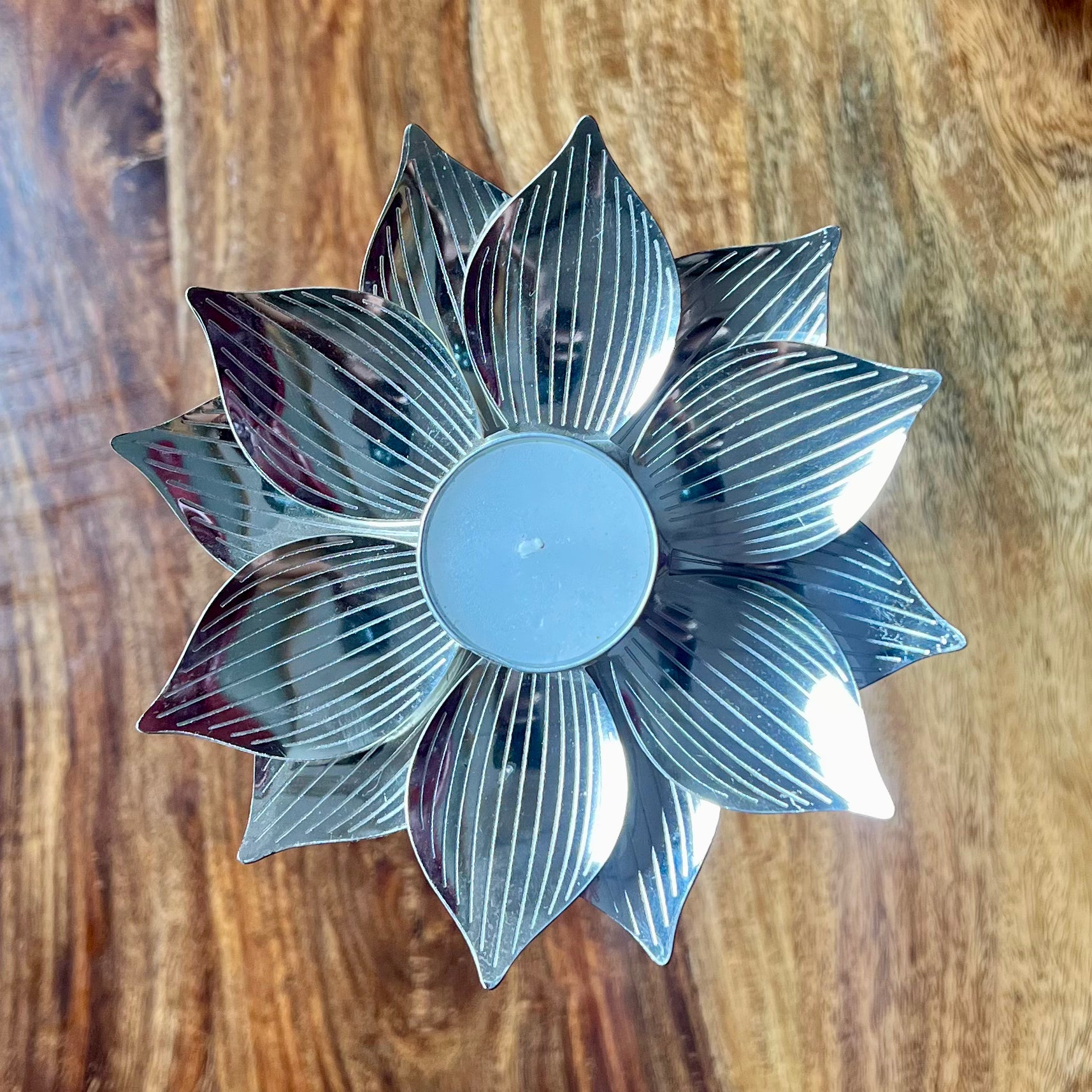 METAL LOTUS T-LIGHT