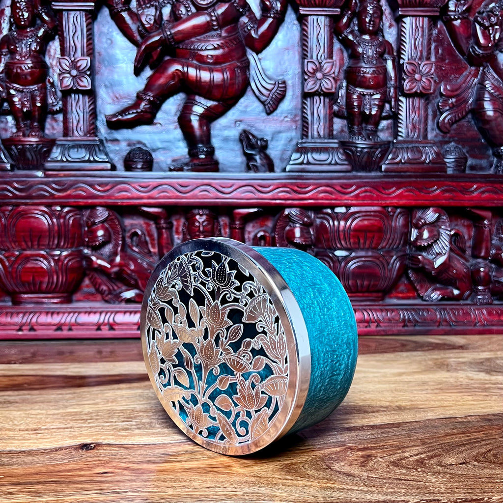 METAL & RESIN BOX