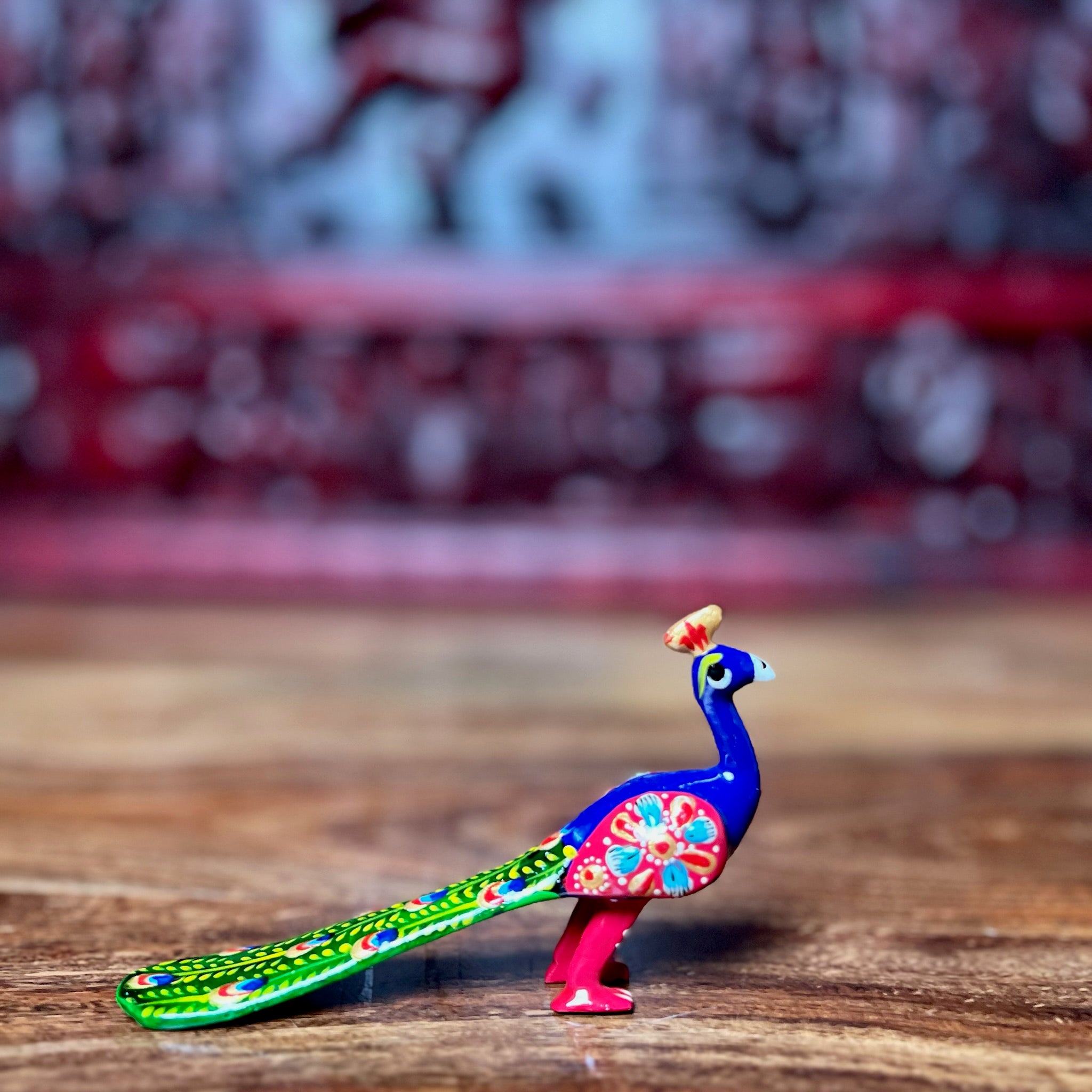 METAL HAND-PAINTED PEACOCK LONG TAIL